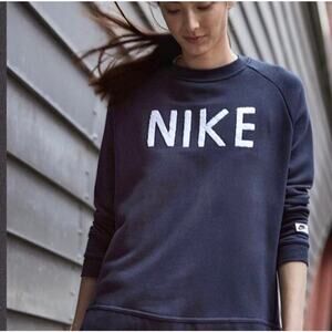 NIKE Logo Crewneck Terry Sweatshirt Embroidered XL Navy Sweater Streetwear